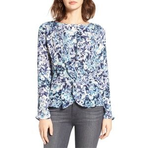 Cupcakes and Cashmere Lara Twist Front Top Size S